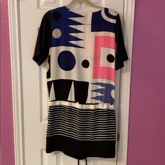 Diane vonFurstnberg size 6 - Picture 2 of 3